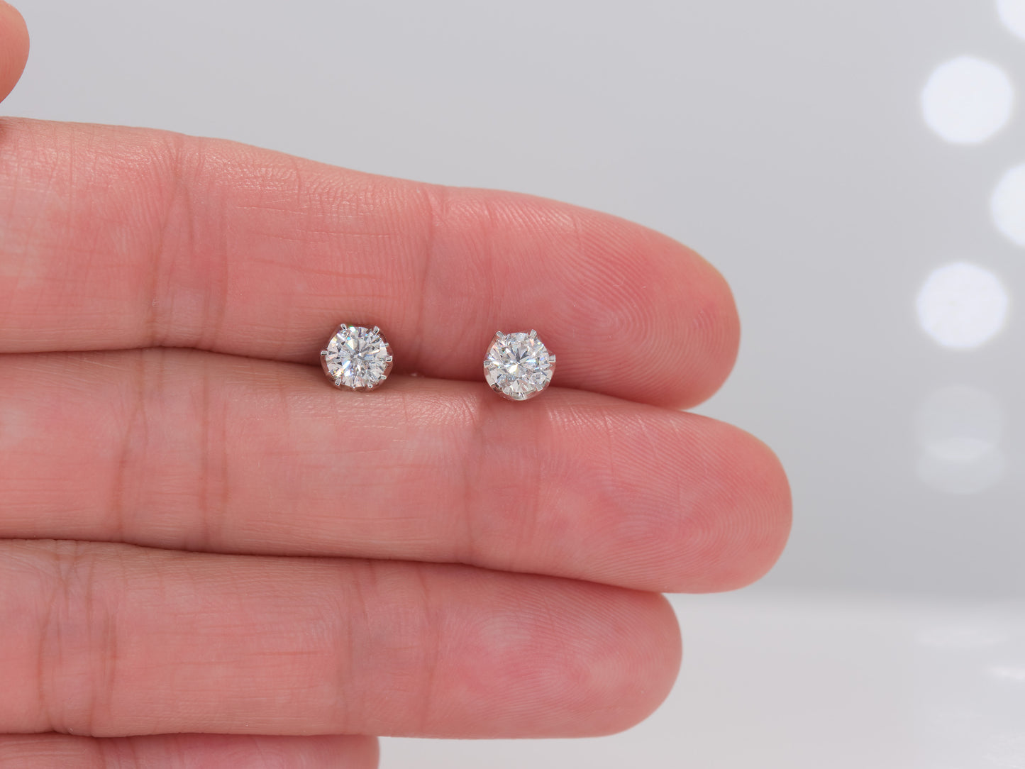 Diamond Stud 6-Prong Earrings 0.4ct 18k