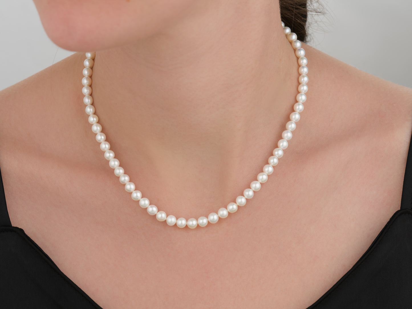 5.5mm Freshwater Pearl Necklace Choker Length
