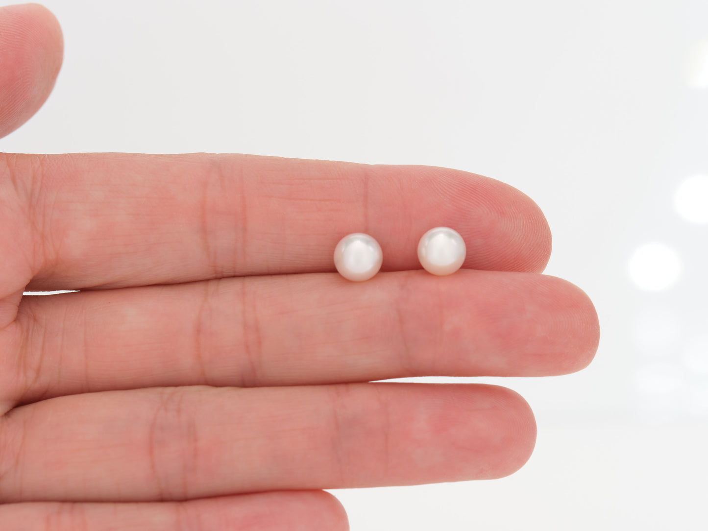 Akoya White Pearl AAA Earrings 6mm