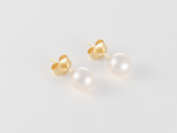 Akoya White Pearl AAA Earrings 6mm - Image 3