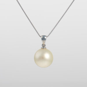 White South Sea Pearl Pendant 11mm