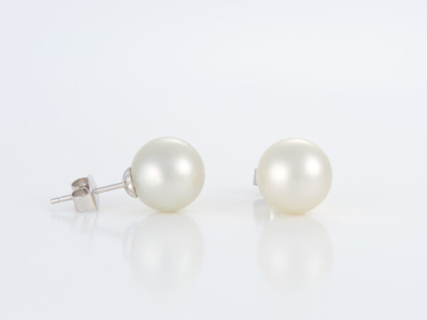 South Sea White Pearl Earrings 10mm - Image 2