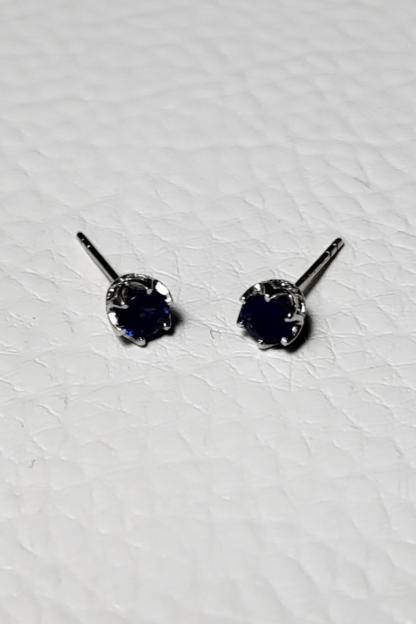 Sapphire Stud 6-Prong Earrings 0.4ct 18k - Image 3